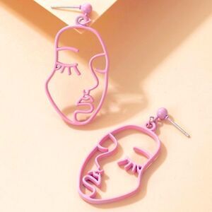 Lady's Boho Artsy Retro Pastel Pink Angel Face Lightweight Post Dangle Earrings